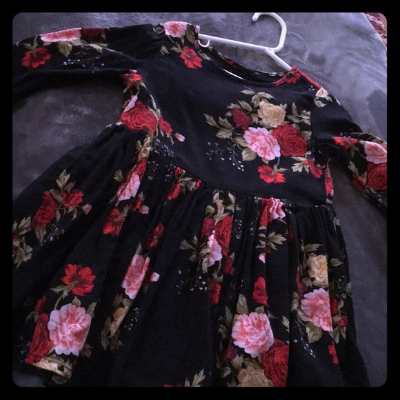 Old Navy Other - Girls floral dress
